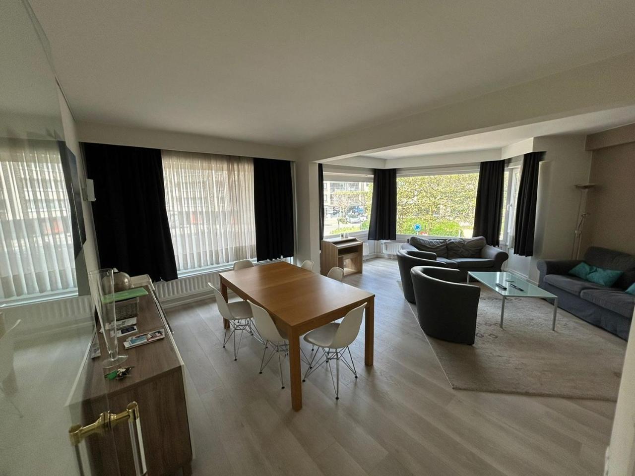 3 Bedroom Apartment Nearby The Sea Οστένδη Εξωτερικό φωτογραφία